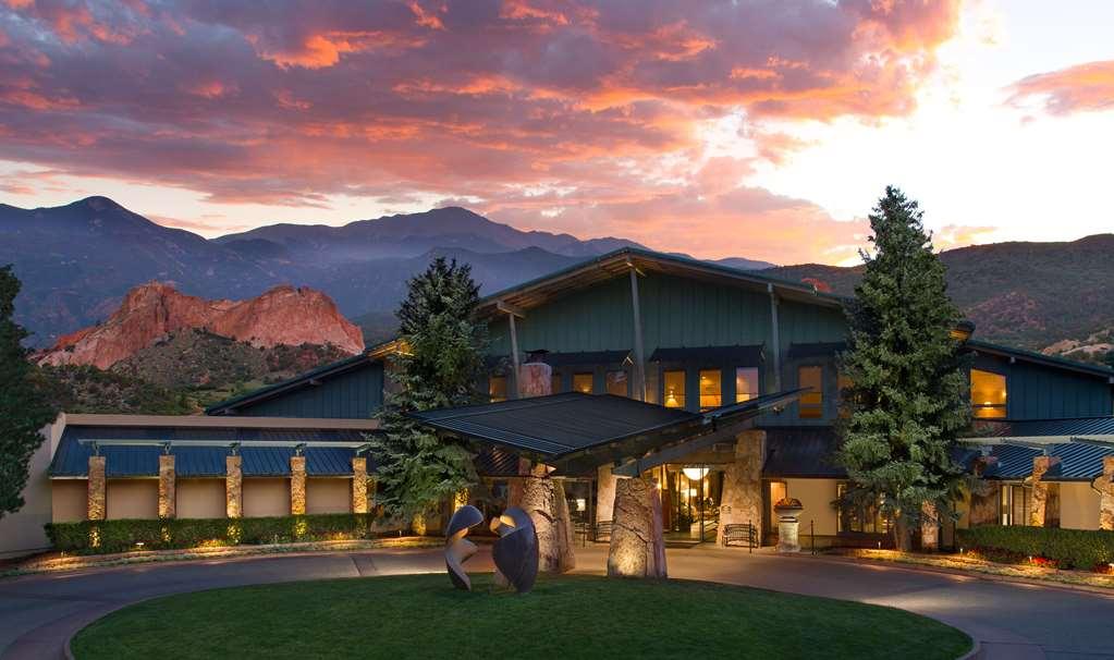 Hotel Garden Of The Gods & Club